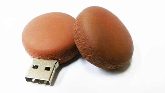 Voňavé USB makronka